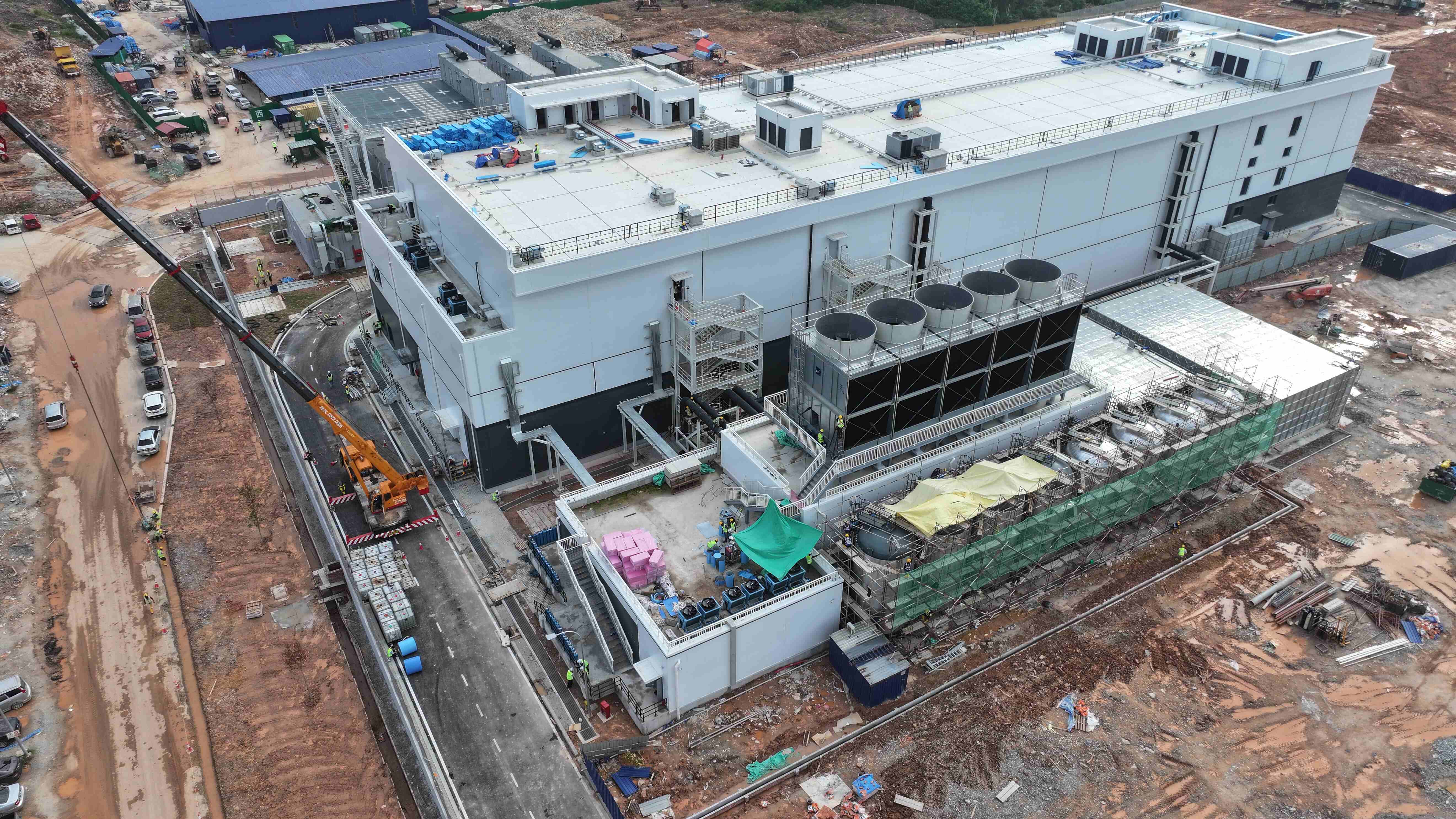 DATACENTER B PHASE 1 image 4